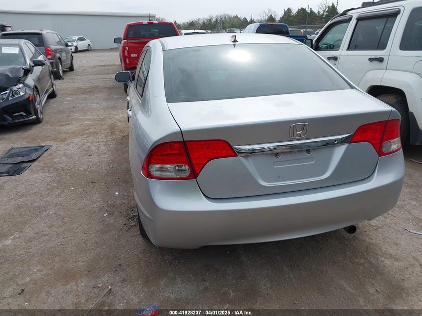 2010 HONDA CIVIC VIN: 2HGFA1F57AH326800
