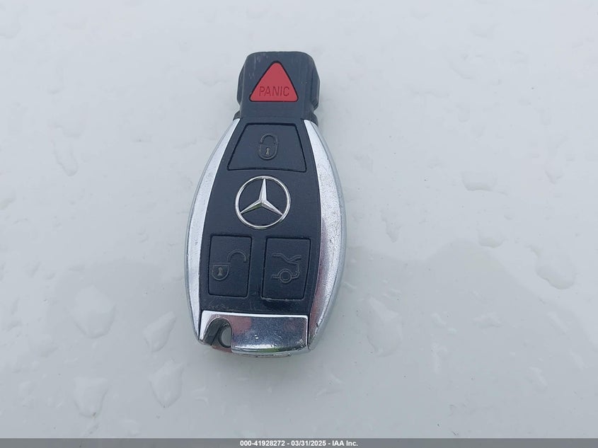 2010 MERCEDES-BENZ C 300 VIN: WDDGF8BBXAF450687