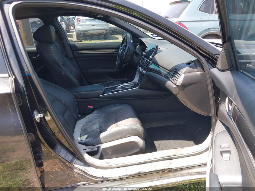 VIN 1HGCV2F34JA002066 2018 HONDA ACCORD SPORT 2.0T