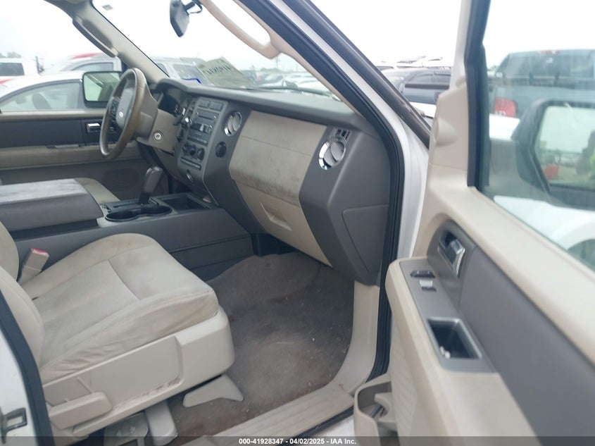 2011 FORD EXPEDITION VIN: 1FMJU1H56BEF37276