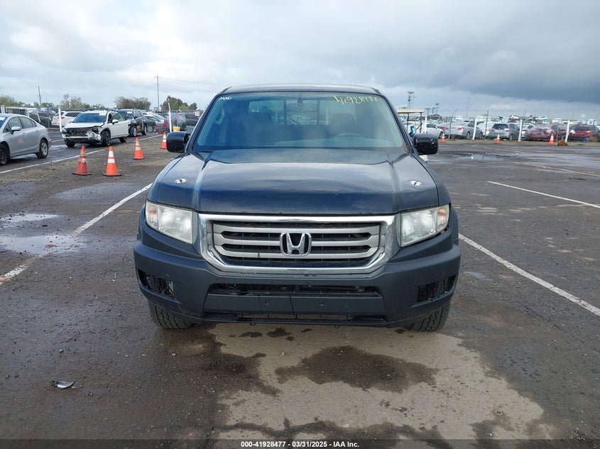 2013 HONDA RIDGELINE VIN: 5FPYK1F46DB015386