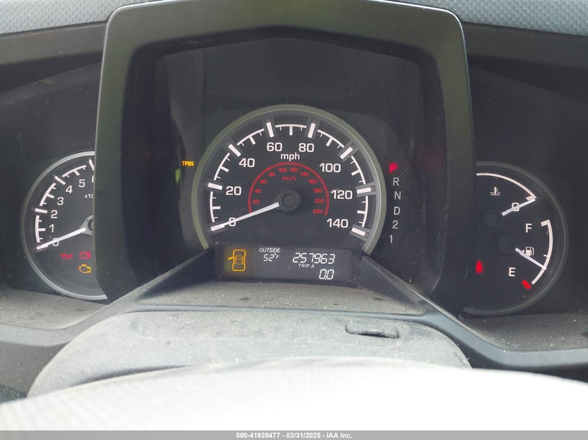 2013 HONDA RIDGELINE VIN: 5FPYK1F46DB015386