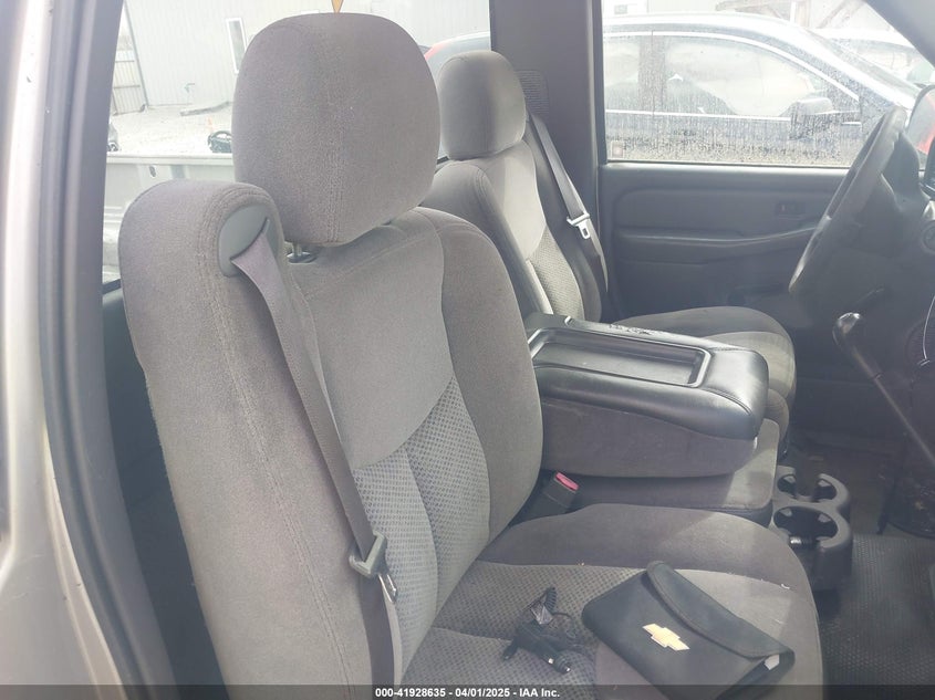 2006 CHEVROLET SILVERADO 1500 VIN: 3GCEC14X16G273057