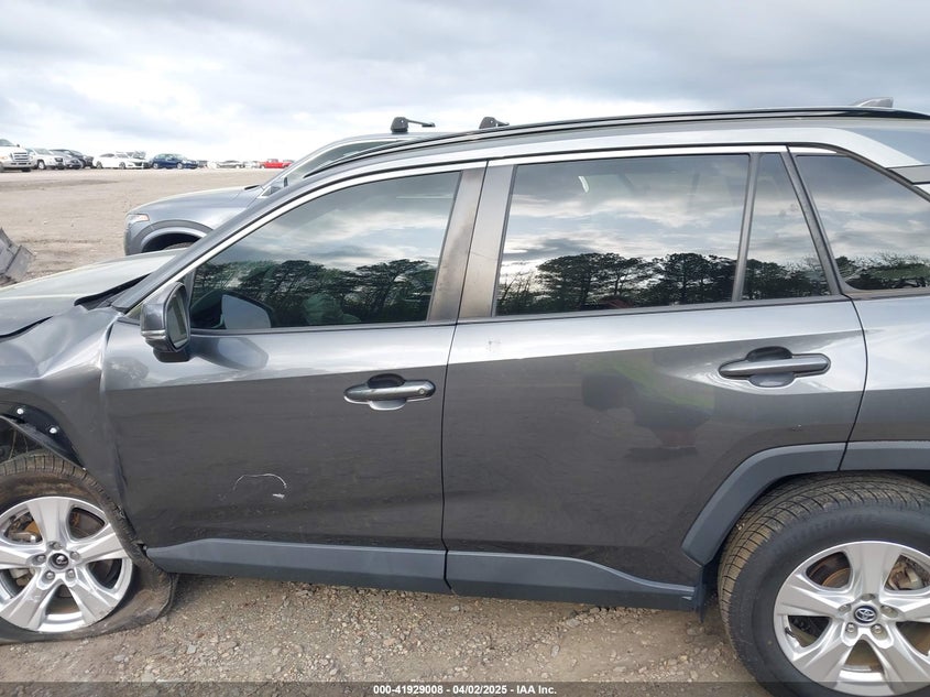 2020 TOYOTA RAV4 XLE/XLE PREMIUM - 2T3P1RFV6LC124231