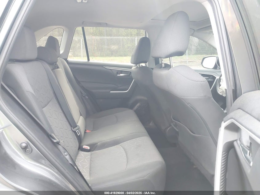 2020 TOYOTA RAV4 XLE/XLE PREMIUM - 2T3P1RFV6LC124231