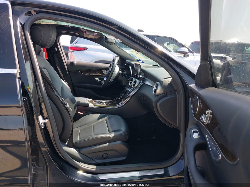 2018 MERCEDES-BENZ C 300 VIN: 55SWF4JB7JU270862