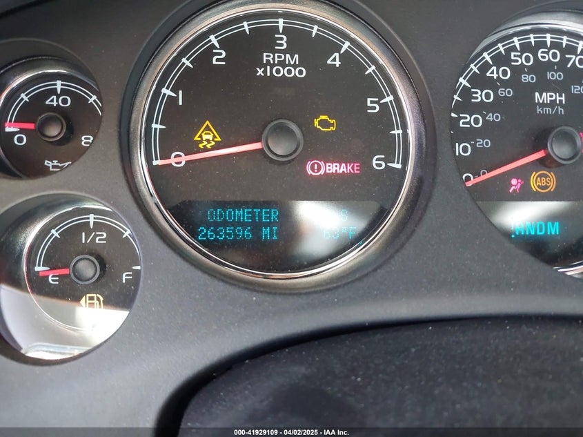 2009 CHEVROLET TAHOE VIN: 1GNFC23059R186790