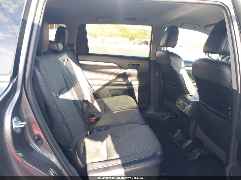 2016 TOYOTA HIGHLANDER VIN: 5TDZKRFH5GS165178