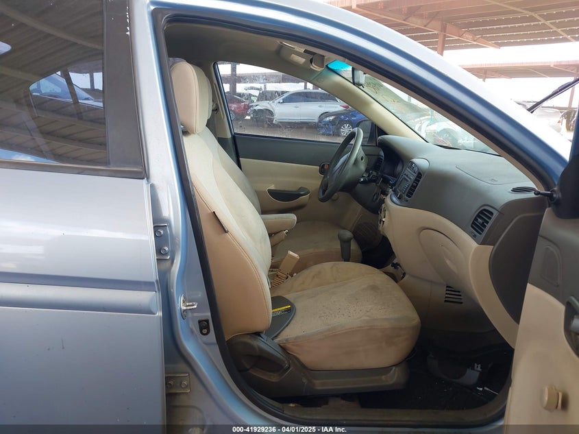 2011 HYUNDAI ACCENT VIN: KMHCN4AC6BU620843