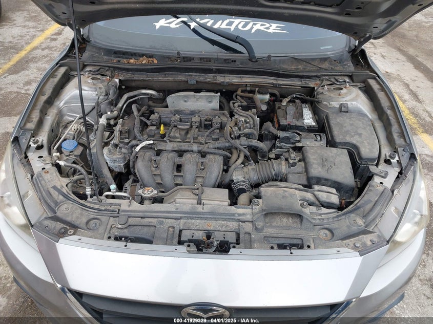 2014 MAZDA MAZDA3 VIN: JM1BM1K77E1137211