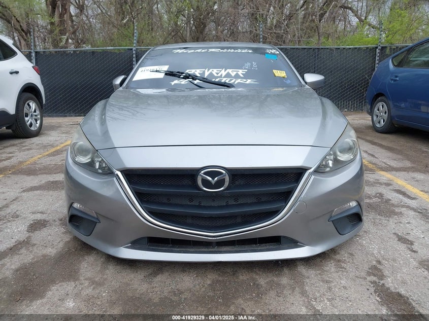 2014 MAZDA MAZDA3 VIN: JM1BM1K77E1137211