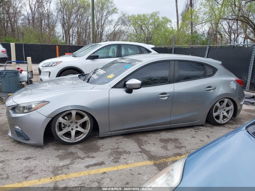 2014 MAZDA MAZDA3 VIN: JM1BM1K77E1137211