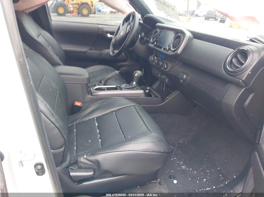 VIN 3TMCZ5AN0PM550641 2023 TOYOTA TACOMA TRD OFF ROAD