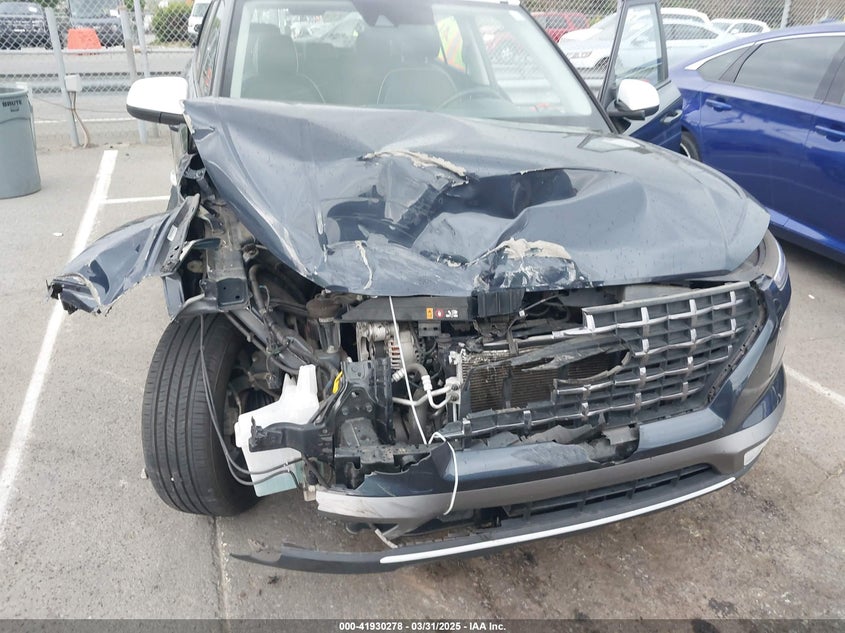 VIN KMHRC8A3XLU023008 2020 HYUNDAI VENUE DENIM