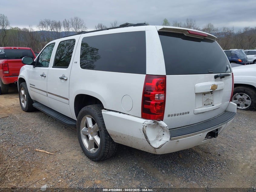 2014 CHEVROLET SUBURBAN 1500 VIN: 1GNSKKE77ER152002
