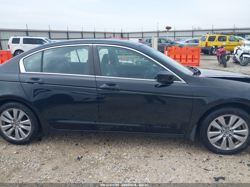 2012 HONDA ACCORD VIN: 1HGCP2F82CA037780