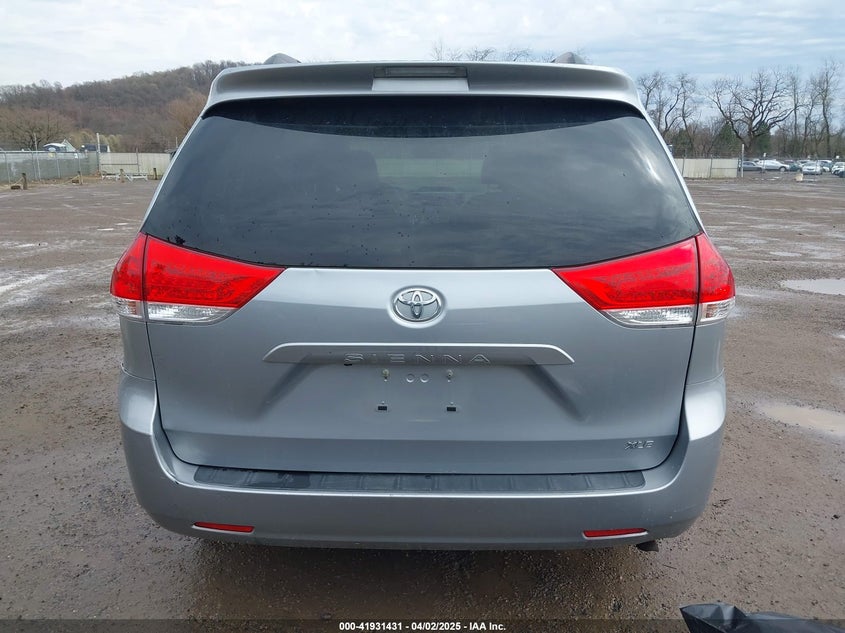 2014 TOYOTA SIENNA XLE V6 8 PASSENGER - 5TDYK3DCXES429458