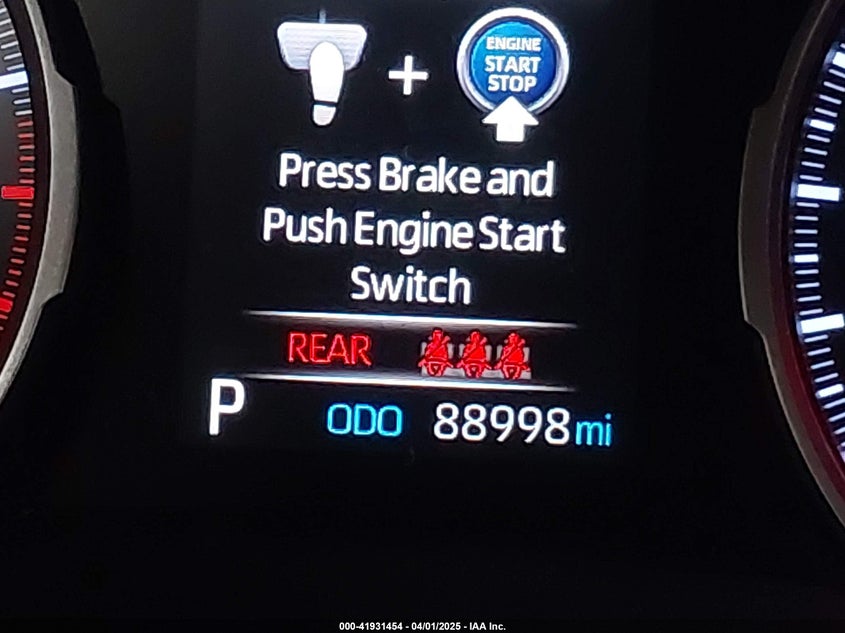 2019 TOYOTA RAV4 XLE - JTMP1RFV2KD028137