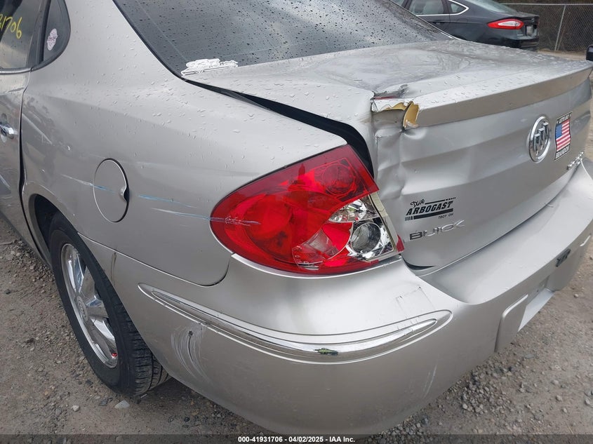 2007 BUICK LACROSSE VIN: 2G4WC582271184338