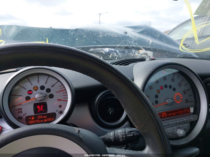 2010 MINI COOPER CLUBMAN VIN: WMWML3C57ATX51076