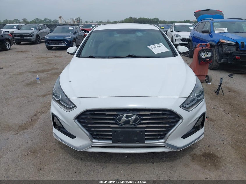 2019 HYUNDAI SONATA SE - 5NPE24AFXKH796899