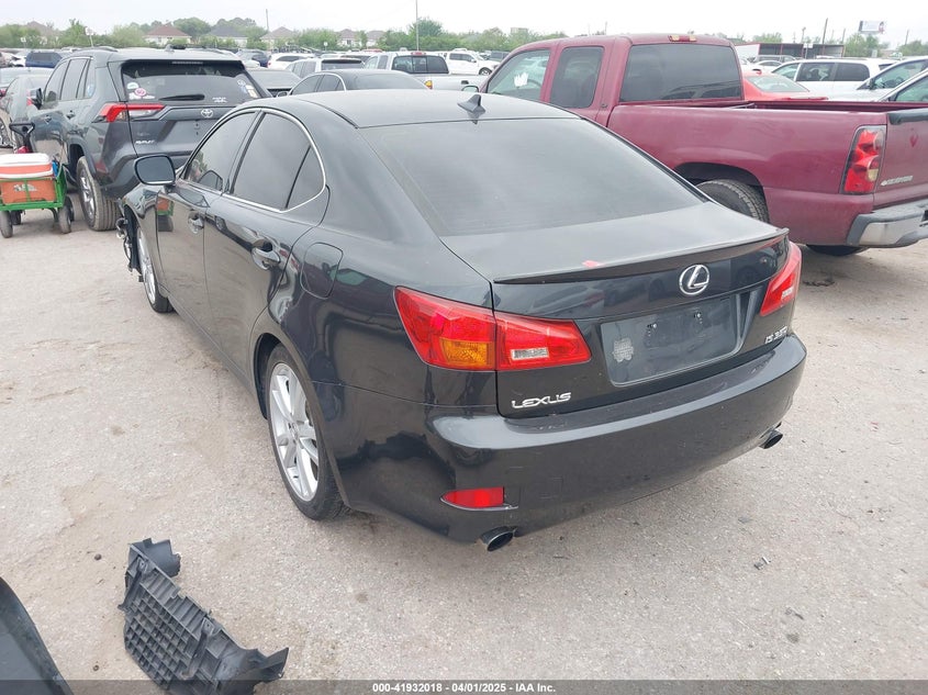 2007 LEXUS IS 350 VIN: JTHBE262772011492