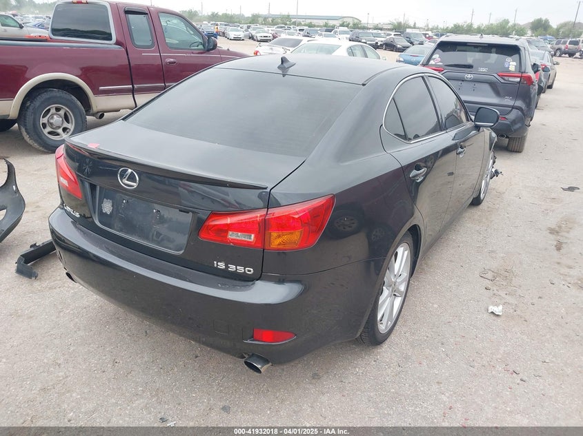 2007 LEXUS IS 350 VIN: JTHBE262772011492