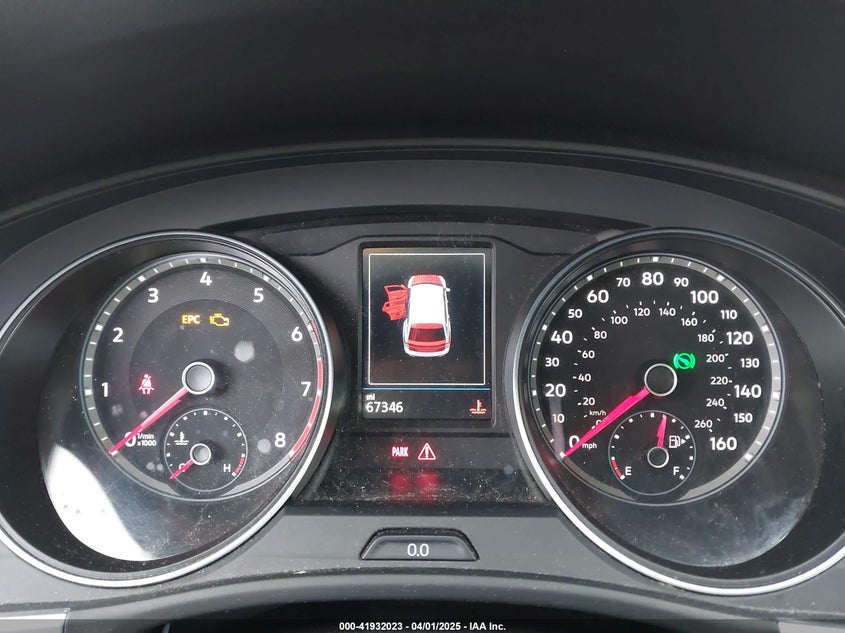 2018 VOLKSWAGEN ATLAS VIN: 1V2GR2CA0JC527667