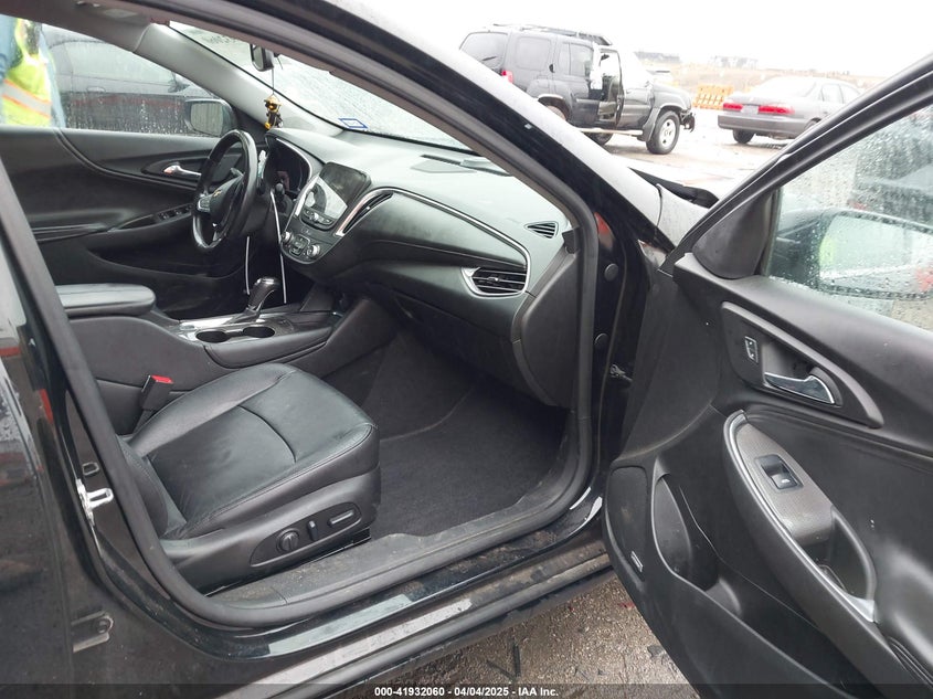 2018 CHEVROLET MALIBU VIN: 1G1ZD5ST9JF283392
