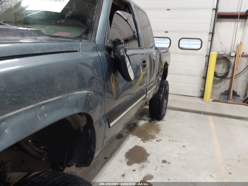 2006 CHEVROLET SILVERADO VIN: 1GCEK19T46Z125302