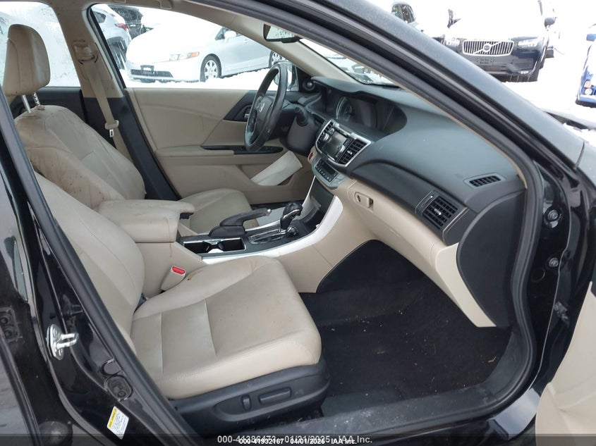 2015 HONDA ACCORD VIN: 1HGCR2F89FA162936