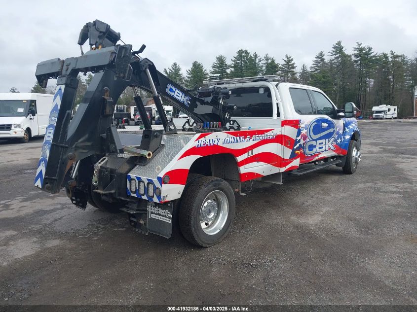 2022 Ford F-550 Chassis - 1FD0W5HTXNEE95355