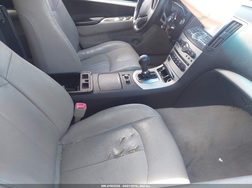 2009 INFINITI G37 VIN: JNKCV61E19M310643