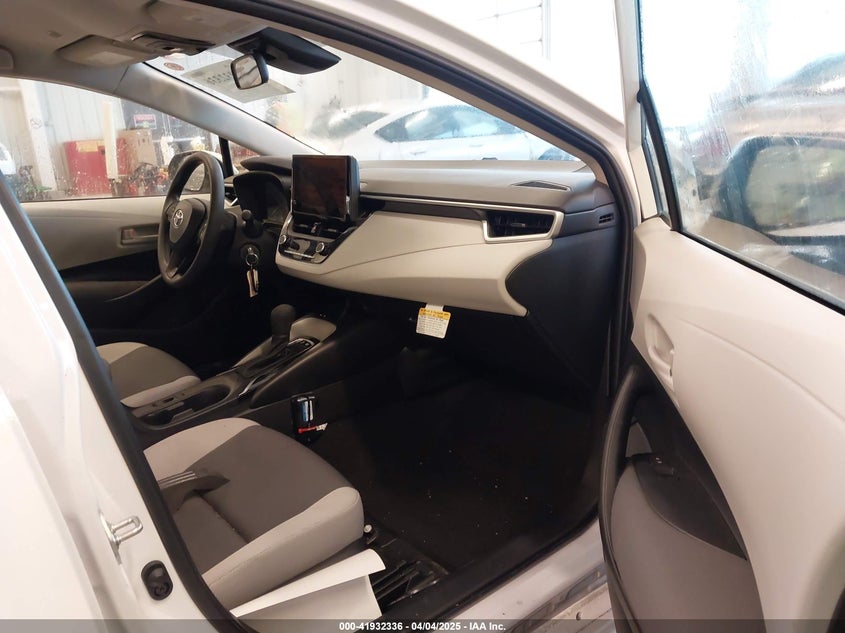 2024 TOYOTA COROLLA VIN: JTDBCMFE4R3043391