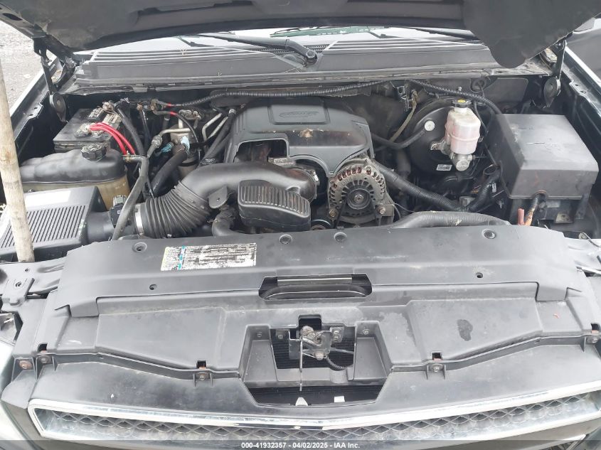 2009 Chevrolet Tahoe Ltz VIN: 1GNFK33019R138356 Lot: 41932357