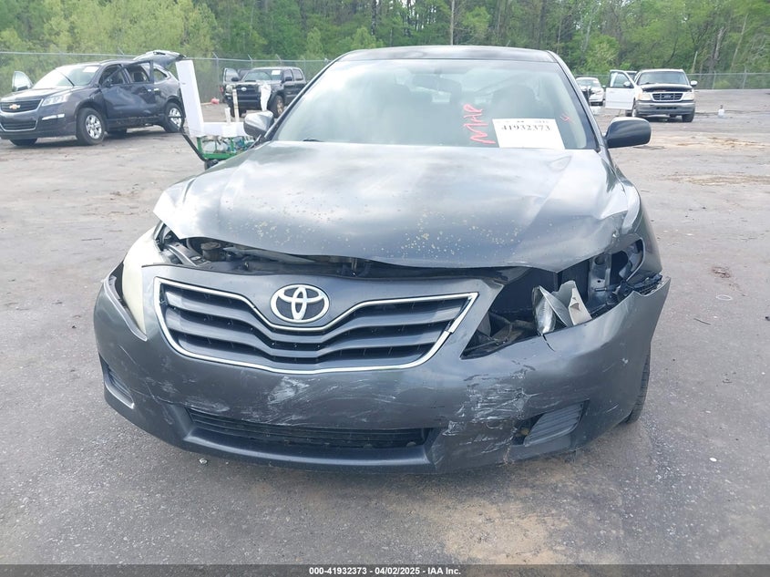 2011 TOYOTA CAMRY VIN: 4T1BF3EK2BU643802