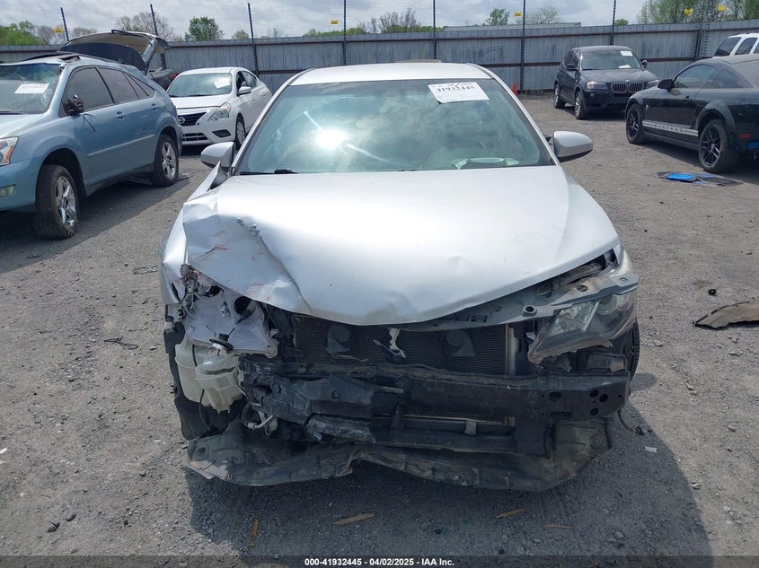 2014 TOYOTA CAMRY VIN: 4T1BF1FK5EU352881