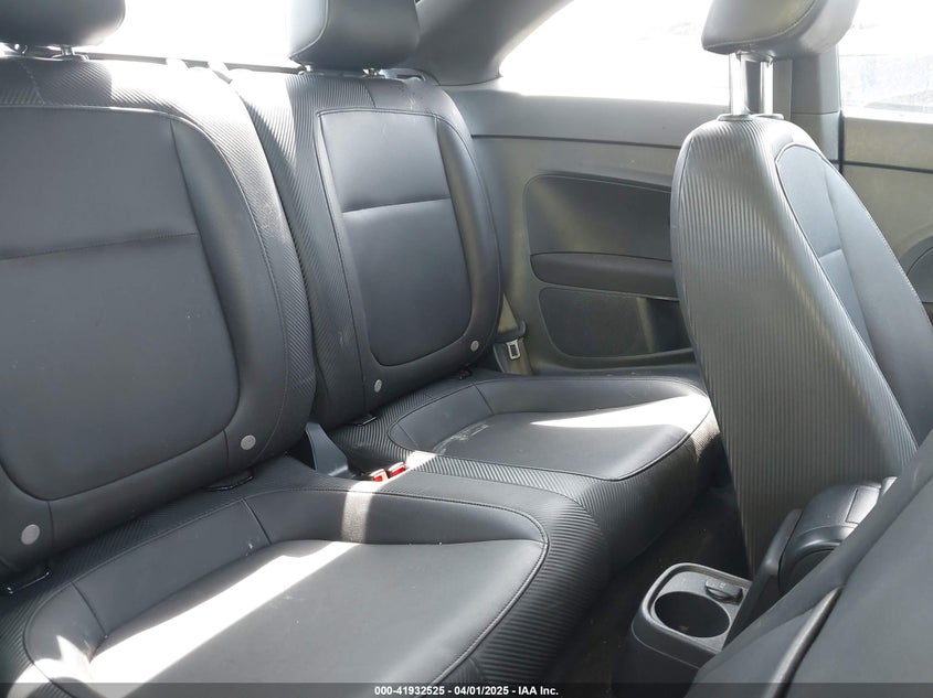 2017 VOLKSWAGEN BEETLE #PINKBEETLE/1.8T CLASSIC/1.8T S - 3VWF17AT6HM621306