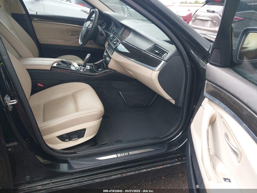 2011 BMW 528I VIN: WBAFR1C57BC751446