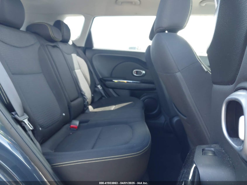 2016 KIA SOUL VIN: KNDJP3A52G7281179