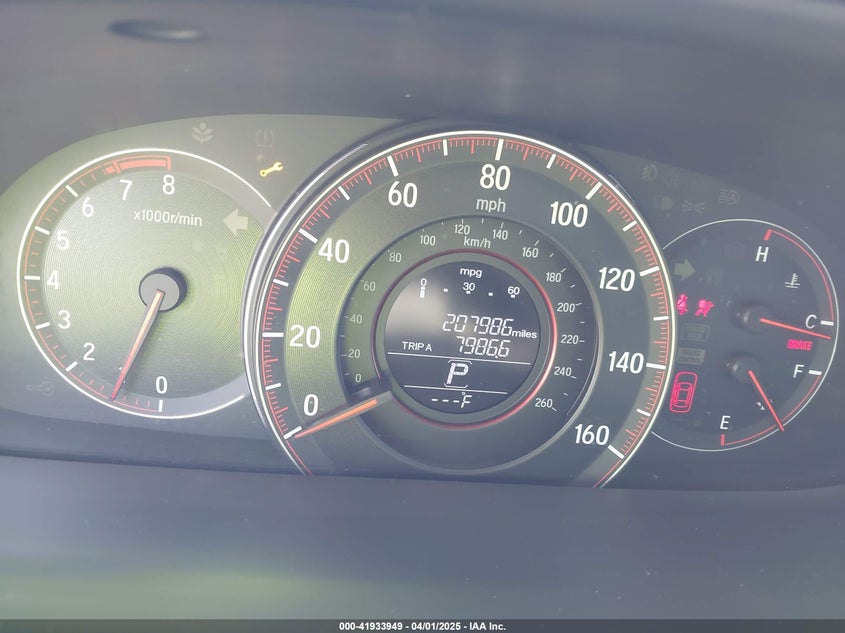 2017 HONDA ACCORD VIN: 1HGCR2F11HA077532