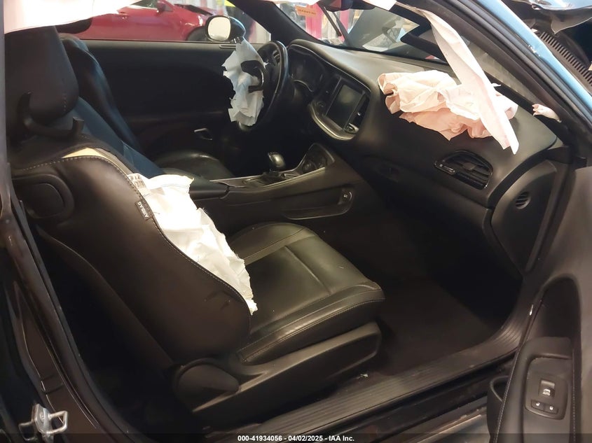 2016 DODGE CHALLENGER VIN: 2C3CDZAG0GH131604