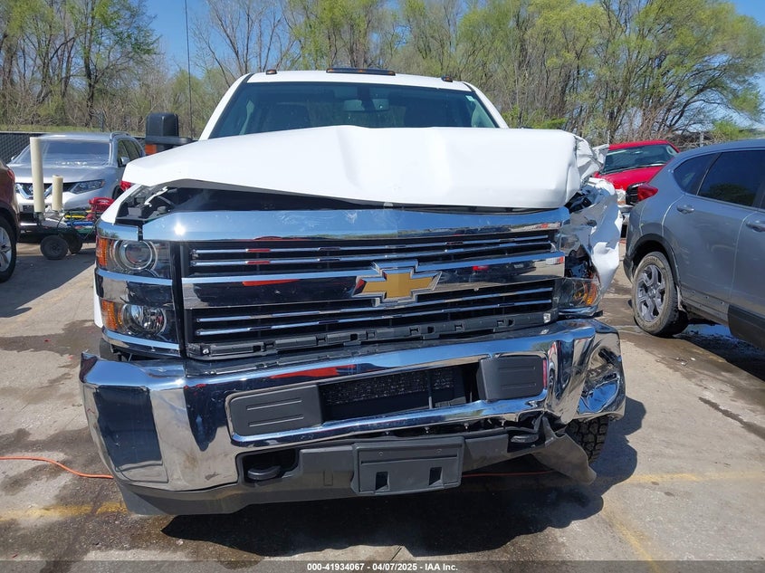 2018 CHEVROLET SILVERADO 2500HD VIN: 1GC2KUEG2JZ240261