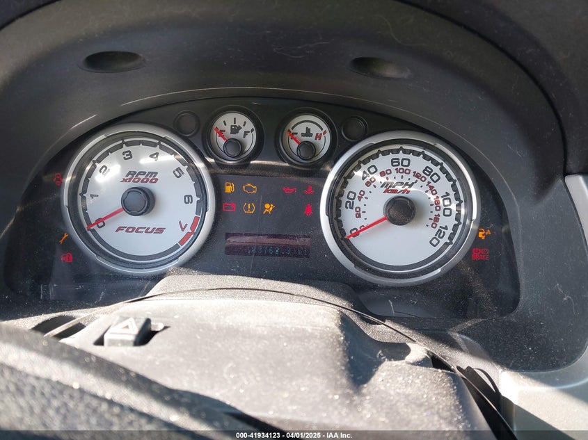 2009 FORD FOCUS VIN: 1FAHP33NX9W155422