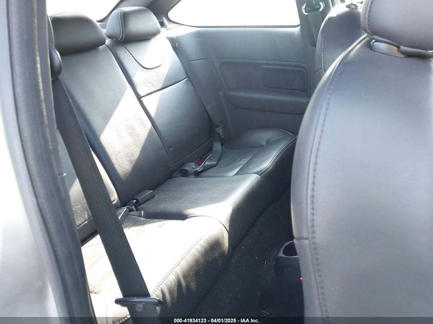 2009 FORD FOCUS VIN: 1FAHP33NX9W155422
