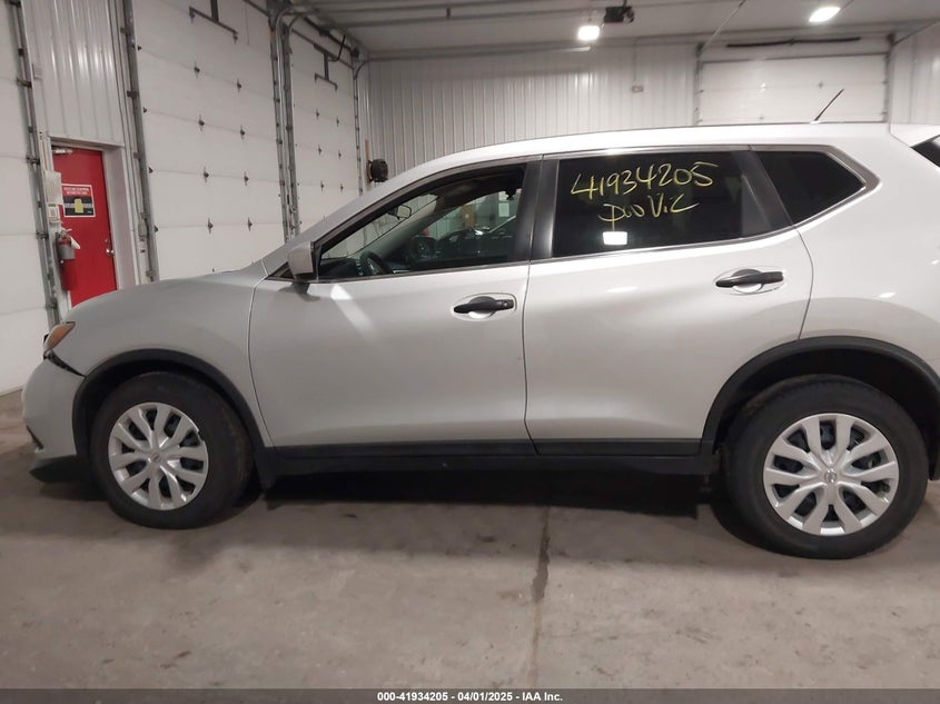 2016 NISSAN ROGUE VIN: 5N1AT2MV0GC811234
