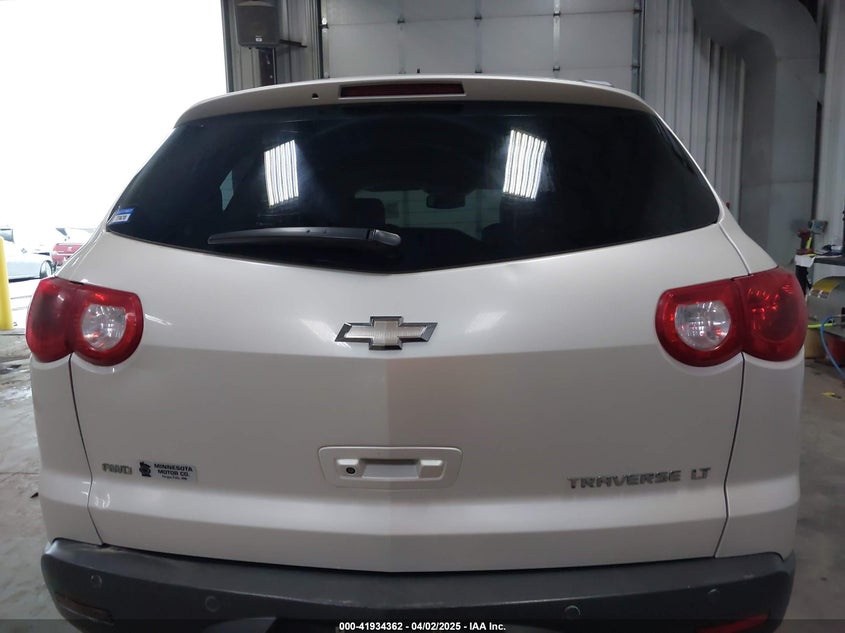 2011 CHEVROLET TRAVERSE VIN: 1GNKVJED2BJ298566
