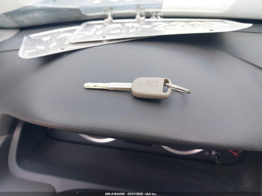 2009 HONDA ACCORD VIN: 1HGCP26399A185373