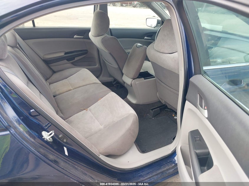 2009 HONDA ACCORD VIN: 1HGCP26399A185373