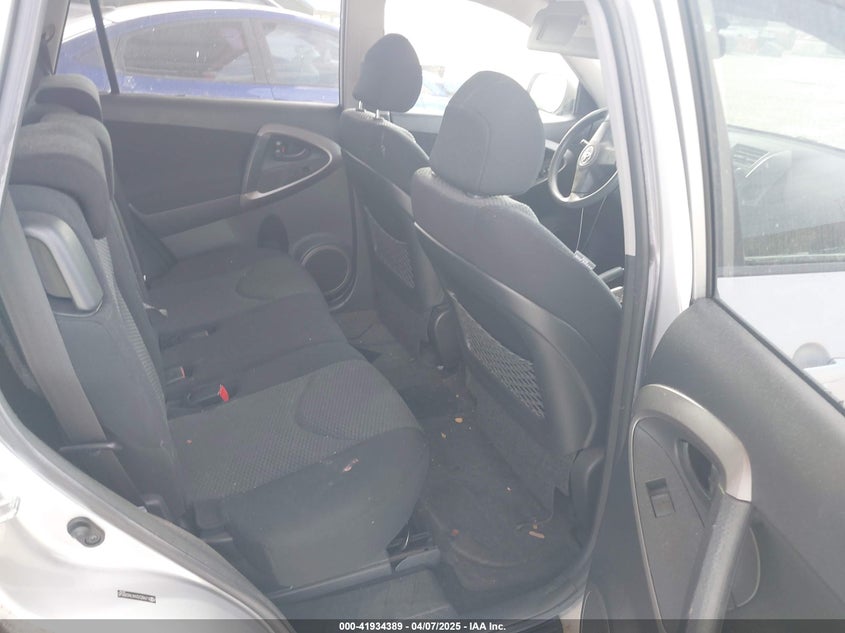 2007 TOYOTA RAV4 VIN: JTMZD32VX76039045